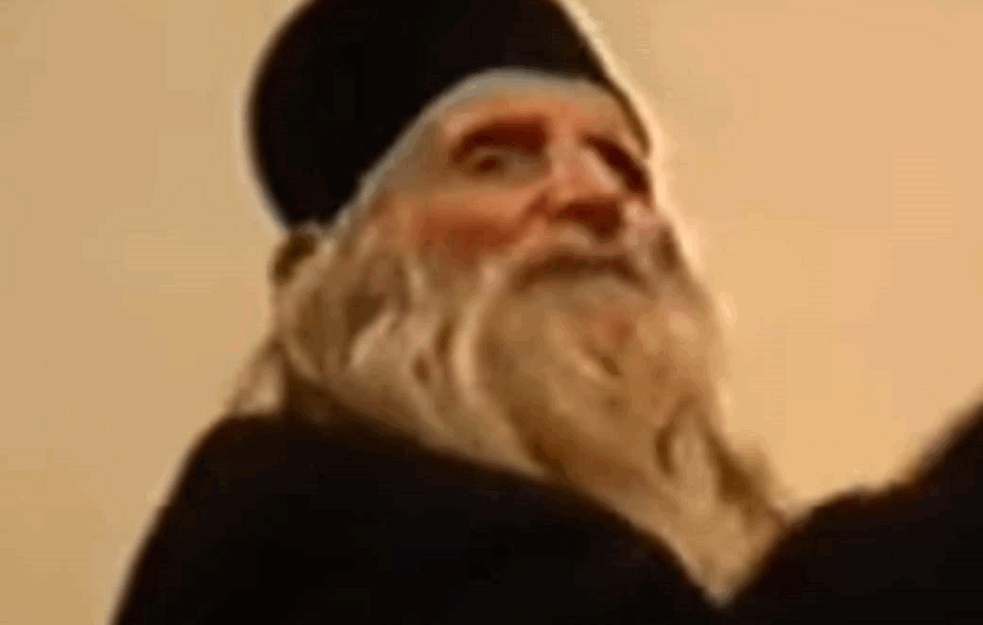 OTAC GAVRILO JE SVE PREDVIDEO: Prorekao je <span style='color:red;'><b>OTCEPLJENJE</b></span> KOSOVA i RUŠENJE SRPSKIH CRKAVA, 'Srbinu tamo slobode neće biti'!